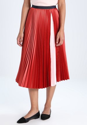 A-line skirt - red