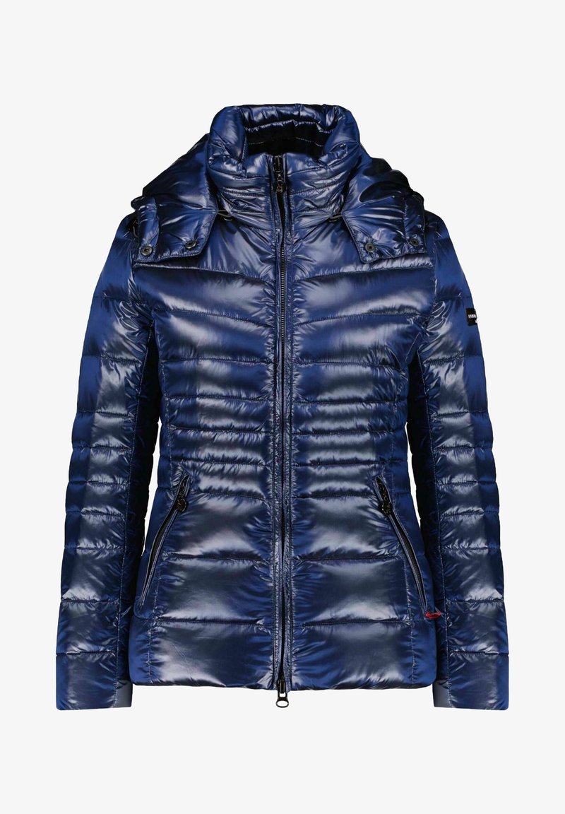 Donkerblauwe gewatteerde jas met een glanzende afwerking, hoge kraag, ritssluiting, twee zijzakken en drukknopen op de schouders.