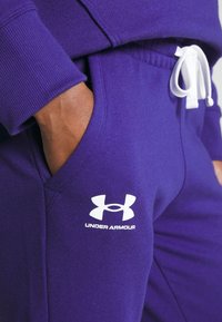 Under Armour Träningsbyxor - purple