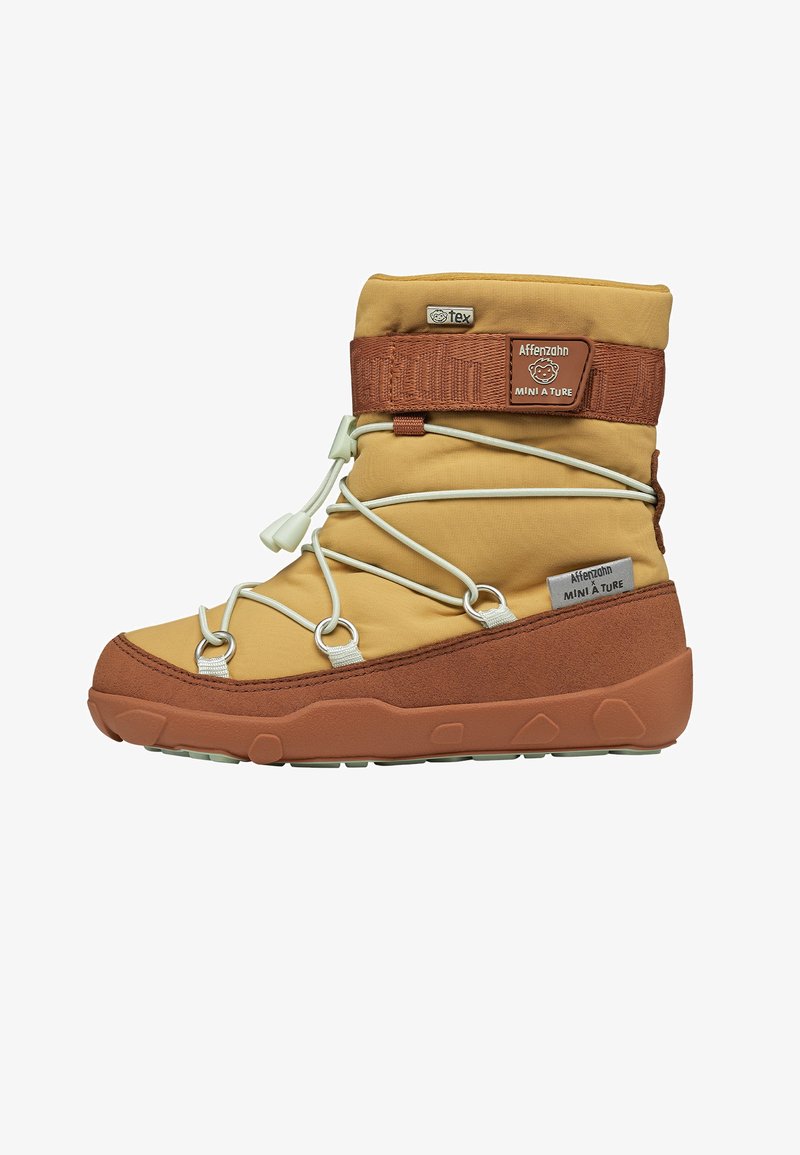 Braun und beige Knöchelstiefel aus wasserdichtem Material, mit elastischen Schnürsenkeln und einer strukturierten Sohle. Verfügt über ein Logo-Patch und eine verstärkte Zehenkappe.