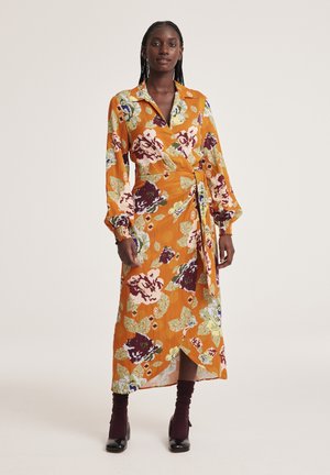 Odd Molly KRISTINA - Shirt dress - bronze orange