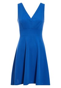Robe bleue sans manches avec un décolleté en V, un corsage ajusté et une jupe évasée, réalisée dans un tissu lisse à la texture uniforme.