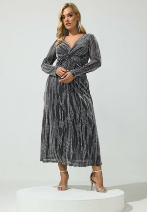 Yours Clothing, PLUS SIZE MAXI DRESSES - Robe de cocktail - silver-coloured