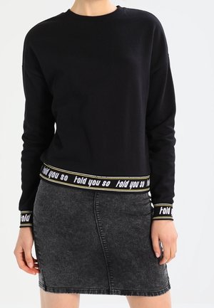 Sweater - black