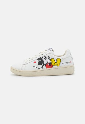 GRANDMASTER - Trainers - white