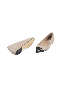 Desa Ballerina's - mink