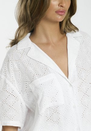 SHORT SLEEVE EMBROIDERED CO ORD - Pyjama set - white