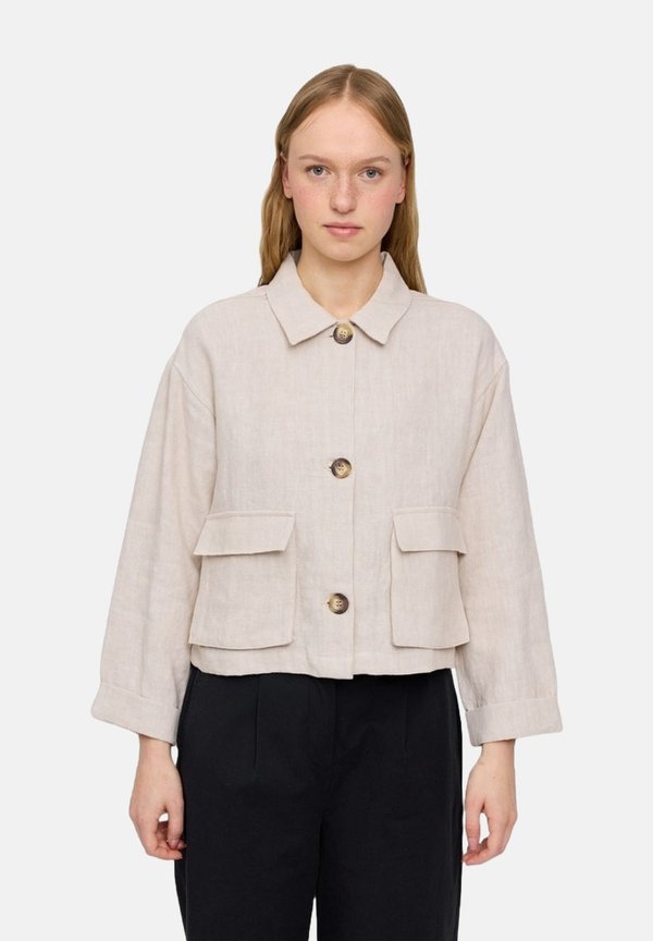 Leichte Jacke - moon