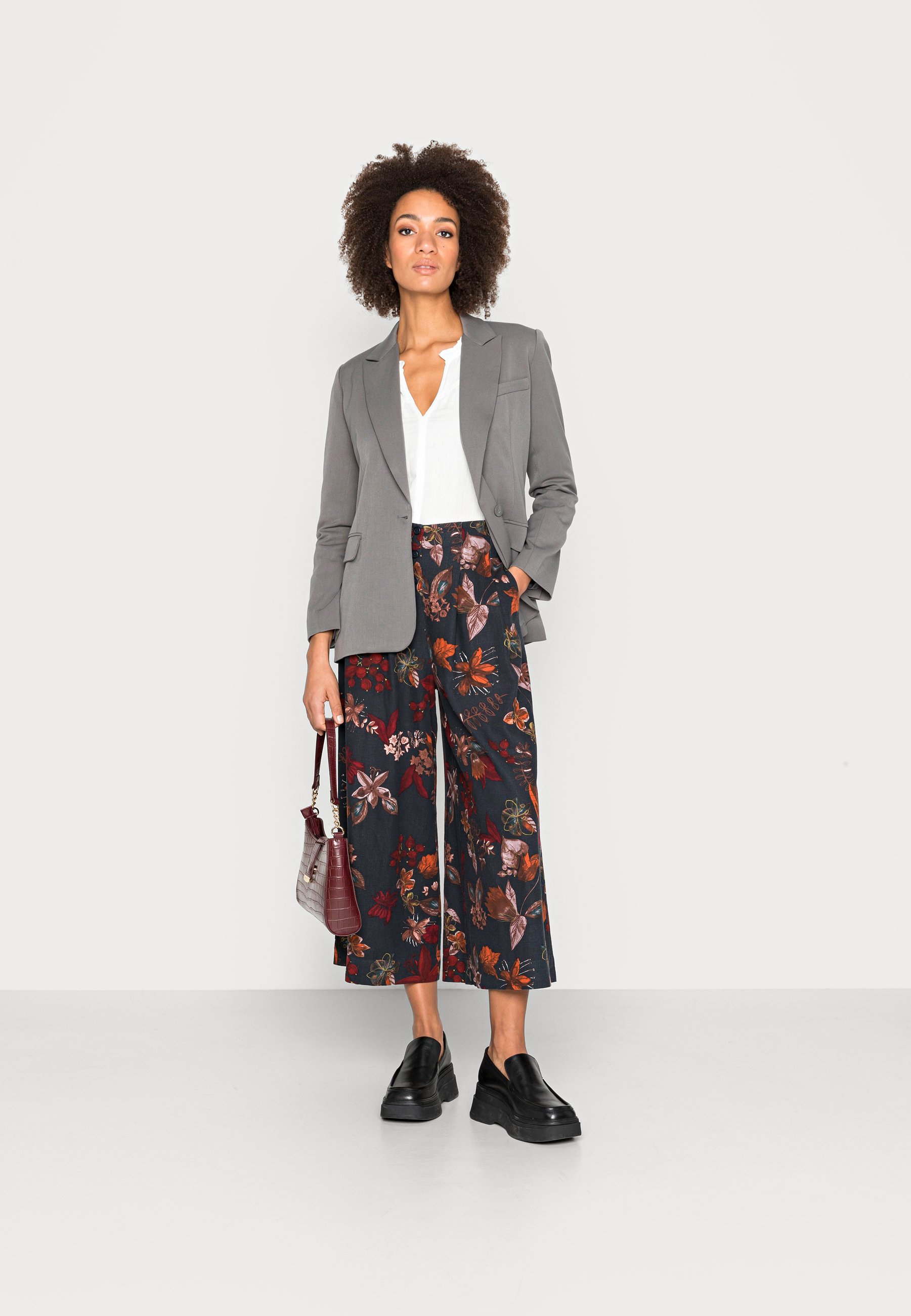 Thought JOSEFA FRONT CULOTTE - Trousers 