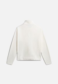 Pullover bianco a maniche lunghe con colletto alzato, texture liscia, orlo elastico e cuciture sottili sul retro. Design semplice e minimalista.