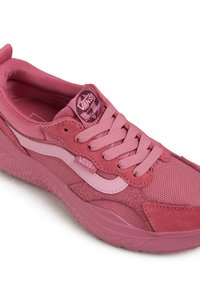 Vans MTE ULTRARANGE NEO VR3 - Sneakers basse - medium pink