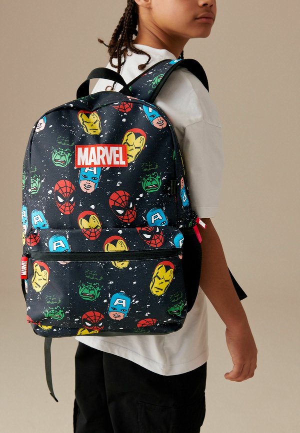 Tagesrucksack - marvel