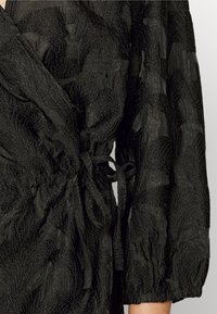 Kaffe KARINA WRAP BLOUSE - Blusa - black deep