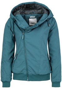 Veste à capuche turquoise avec doublure noire matelassée, fermeture éclair diagonale à l'avant, poches latérales zippées, et poignets et ourlet côtelés.