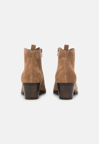 Anna Field Botines camperos - sand