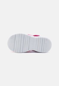 Skechers FLEX SPLASH - Outdoorsandalen - hot pink/multicolored