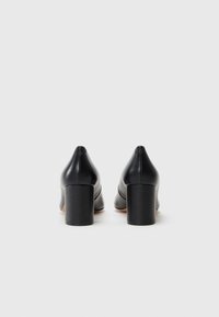 Geox VIRNILISA - Escarpins - black
