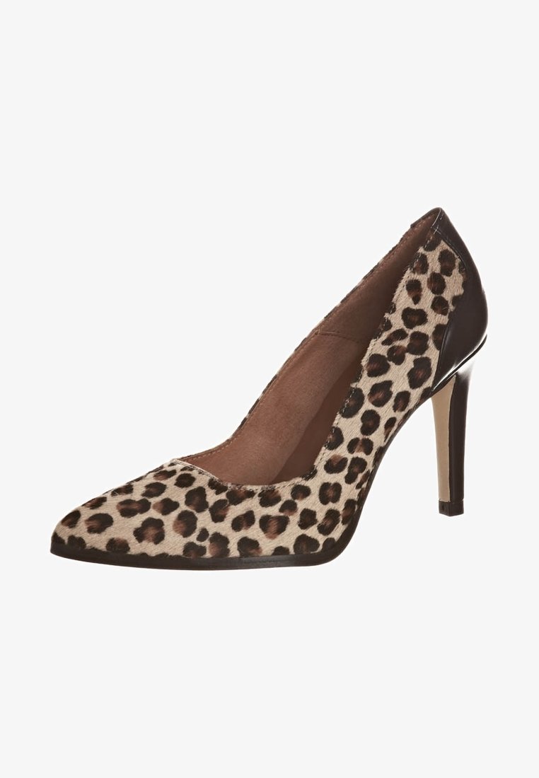 Chaussure à talon aiguilles à bout pointu imprimé léopard avec talon et bordures marron foncé brillants, doublure intérieure beige et talon stiletto.
