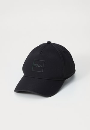 PYER - Cap - black