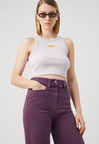 BOSS C TMARLENE D - Jeans relaxed fit - dark purple