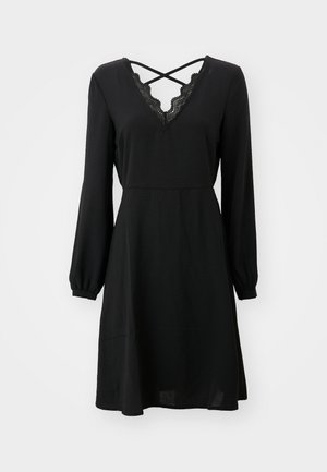 Čierne šaty s dlhými puff rukávmi, výstrihom do V s čipkovým lemovaním, priliehavým pásom a rozšírenou sukňou. Vyrobené z ľahkej, hladkej tkaniny.