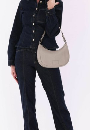 Burkely, SOFT SKYLAR SHOULDERBAG ROUND - Handtasche - tan