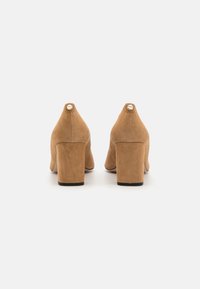 BOSS JANET - Klasične pete - medium beige