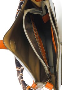 Harpa JAVANA - Handtas - hmj creme
