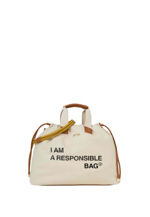 Borsa in tela color crema con manici in pelle marrone e dettaglio in corda giallo-nero, stampata con la scritta nera "I AM A RESPONSIBLE BAG".