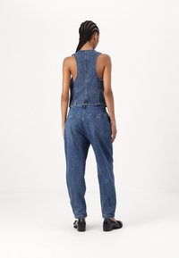 Copenhagen Muse Mom traperice - denim blue