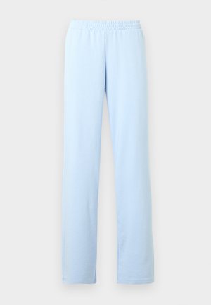Világoskék, puha pamut melegítőnadrág gumis derékrésszel, egyenes szárú kialakítással, látható minták vagy fémdíszek nélkül.