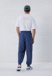 Pier One LINEN BLEND CARGO  - Kargopüksid - dark blue