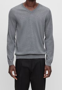 BOSS Strickpullover - grey
