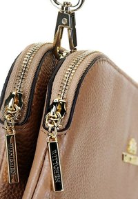 WITTCHEN Bolso de mano - gold und beige