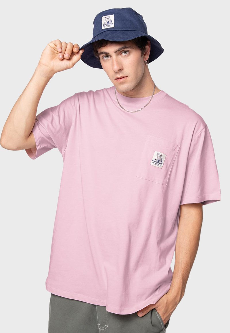 Kaotiko LOVING BEAR UNISEX - Osnovna majica kratkih rukava - pale pink