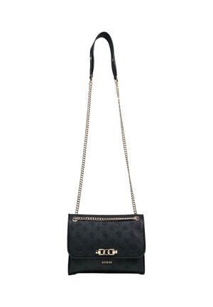 Sac bandoulière noir Guess avec motif de logo embossé, bandoulière chaîne dorée et fermoir doré sur le rabat avant.