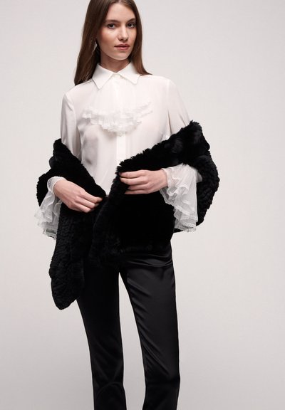 Luisa Spagnoli LAGHETTO - Camicia - panna