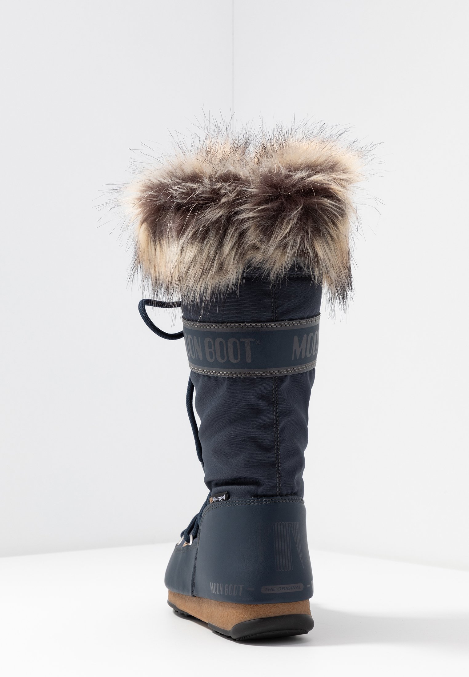 under armour moon boots