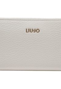 Portefeuille en similicuir blanc texturé avec le logo "LIU JO" doré en relief sur le devant, doté d'une fermeture éclair sur le bord supérieur.