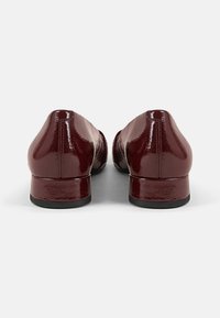 Vagabond Avokkaat - dark red