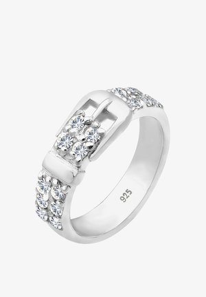 Anello in argento con design a fibbia, arricchito da brillanti cristalli trasparenti, banda liscia e marchio "925" che indica l'argento sterling.