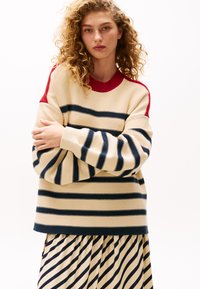 Tommy Hilfiger TH X SOFIA RICHIE GRAINGE BRETON L/S SWEATER - Džemperis - country ivory