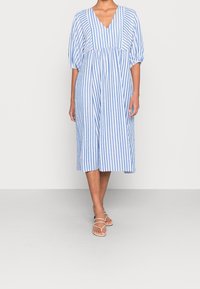 mbyM Vapaa-ajan mekko - blue