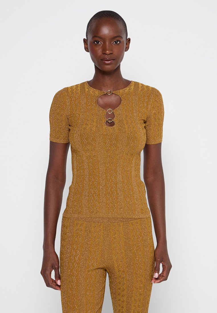 sandro Trui okergeel