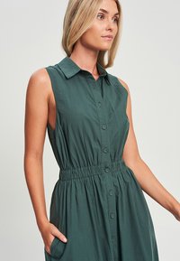 WILLA LINA - Marškininė suknelė - emerald