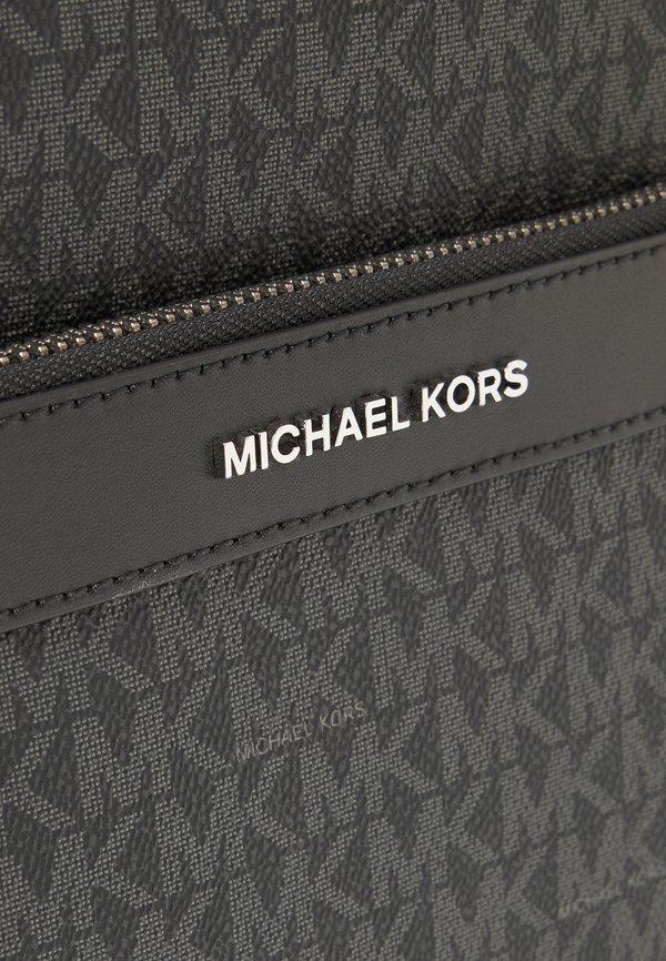 FLAT XBODY - Cross body bag2