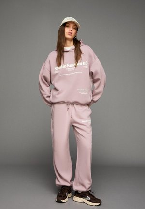 PRINTED - Pulover s kapuco - mauve