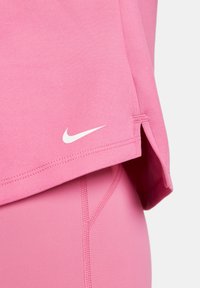 Nike Performance ONE HALF ZIP - Camisola de manga comprida - pinksicle/white