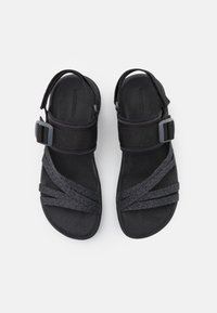 Merrell DISTRICT 4 BACKSTRAP - Käimissandaalid - black