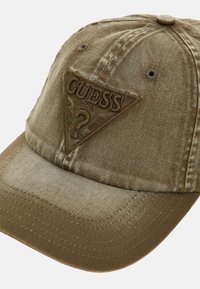 Guess Nokkmüts - grün